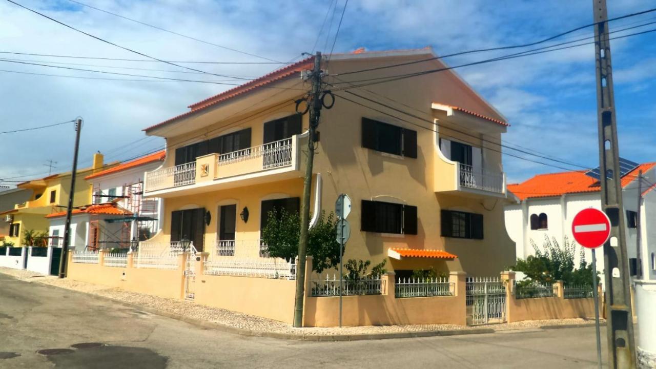 Casa Em - Setubal Holiday home Palmela